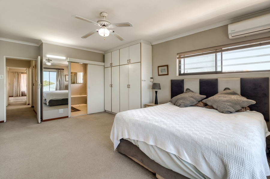 3 Bedroom Property for Sale in Die Wingerd Western Cape